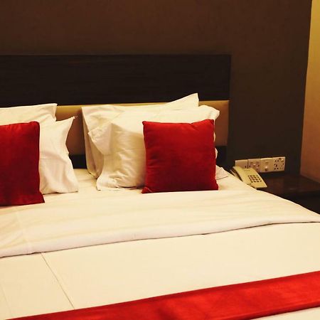Hotel Ashrafee داكا المظهر الخارجي الصورة